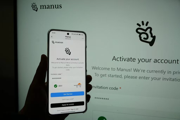 Manus一夜封神！DeepSeek对决：全能打工人VS超级大脑，谁将主宰你的未来？